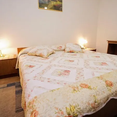 Cirila 3*