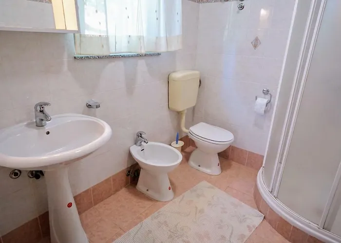 Cirila Gostinjska kuća 3*