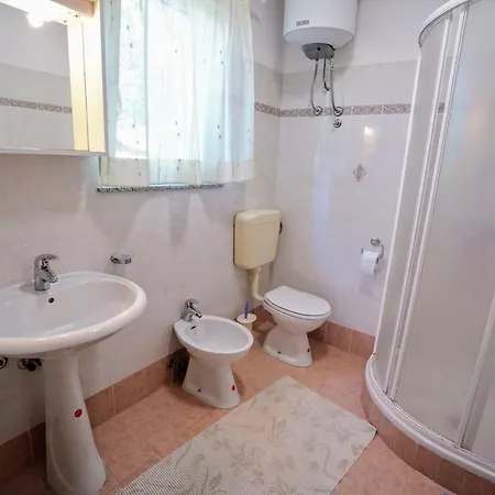 Guest house Cirila 3*